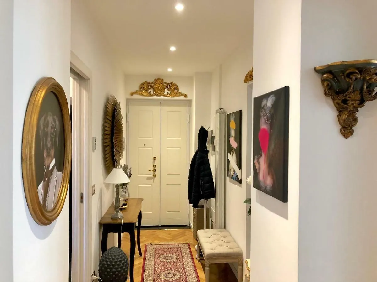 Milanese Luxury Apartment Italien